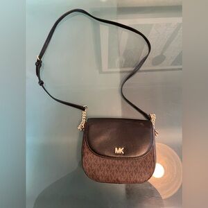 Michael Kors crossbody with adjustable strap